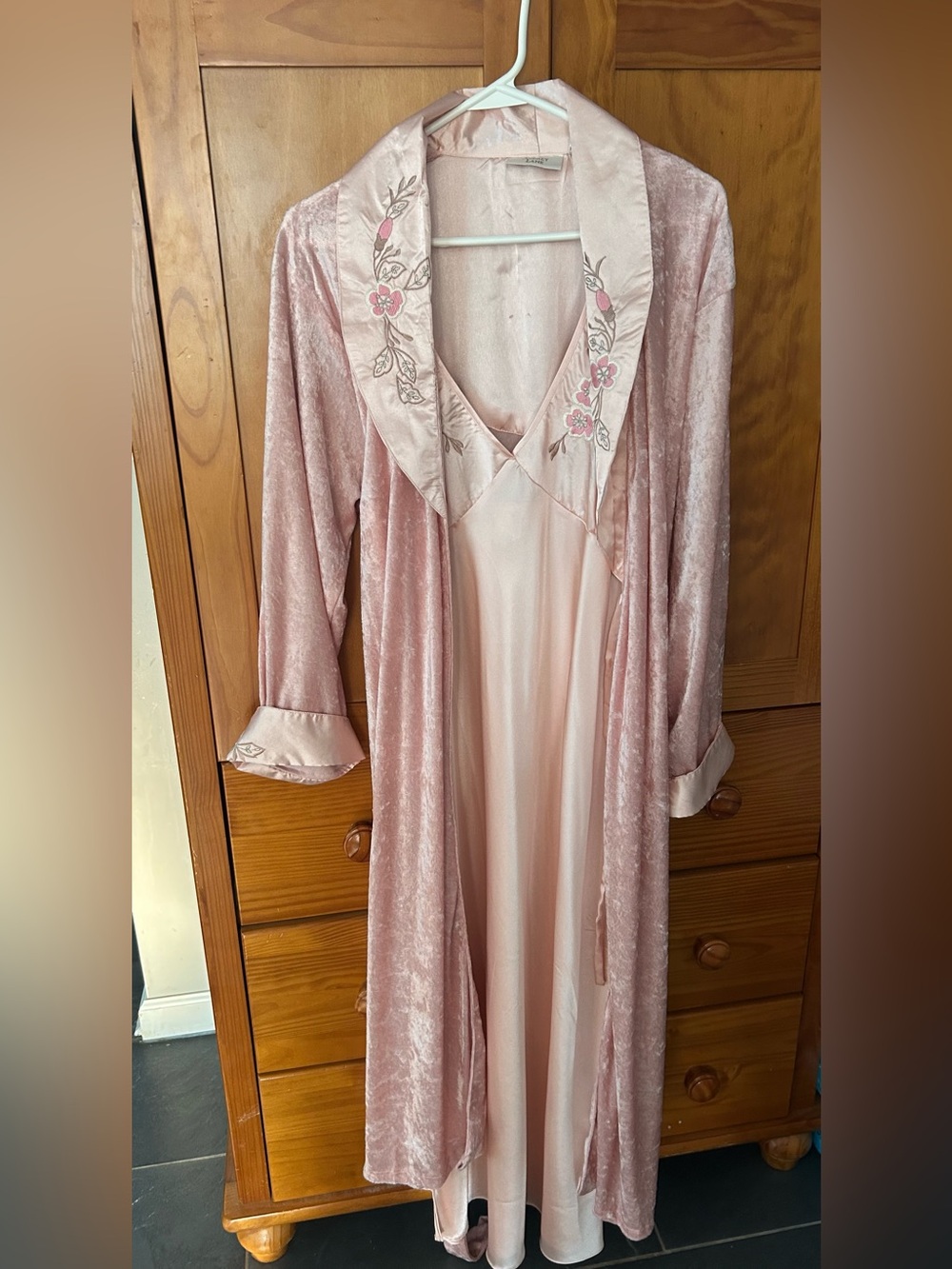 Vintage Audrey Lane Pink Robe and Nightgown Set